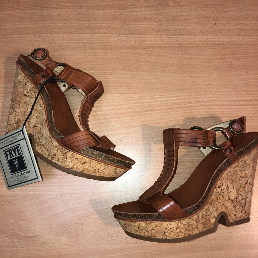 Frye Braylin cork wedge t-strap platforms NWT